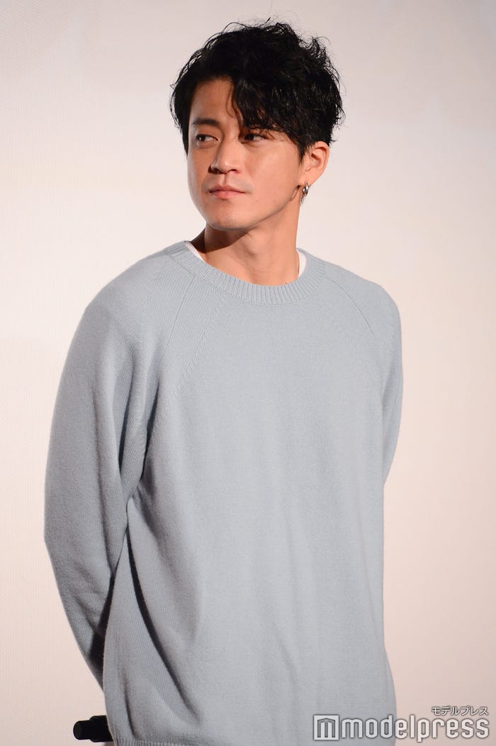 小栗旬(C)モデルプレス