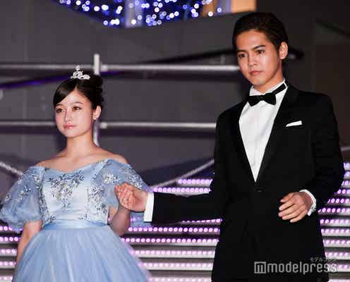GENERATIONS片寄涼太、タキシード姿で橋本環奈をエスコート 400人熱狂<午前0時、キスしに来てよ>