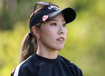 手術着姿で左腕はギプス固定 ツアー2勝の木村彩子「先日、左手首の手術を受けました」と報告 SNS激励や見舞い「痛々しい」と感想も