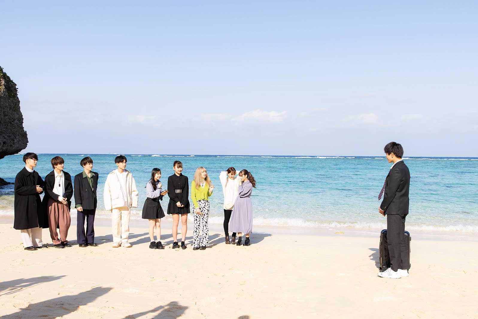 継続メンバーけいしの登場に驚くメンバー「今日、好きになりました。-卒業編2021-」第2話より（C）AbemaTV, Inc.