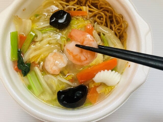 セブンイレブン　海鮮塩あんかけやきそば　南国酒家　実食レビュー