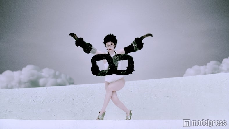 水原希子／「Zoff」新CM「Zoff SMART 登場篇」