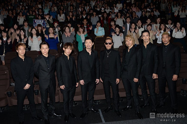 （左より）世界、白濱亜嵐、NAOTO、MAKIDAI、ATSUSHI、橘ケンチ、小林直己、関口メンディー