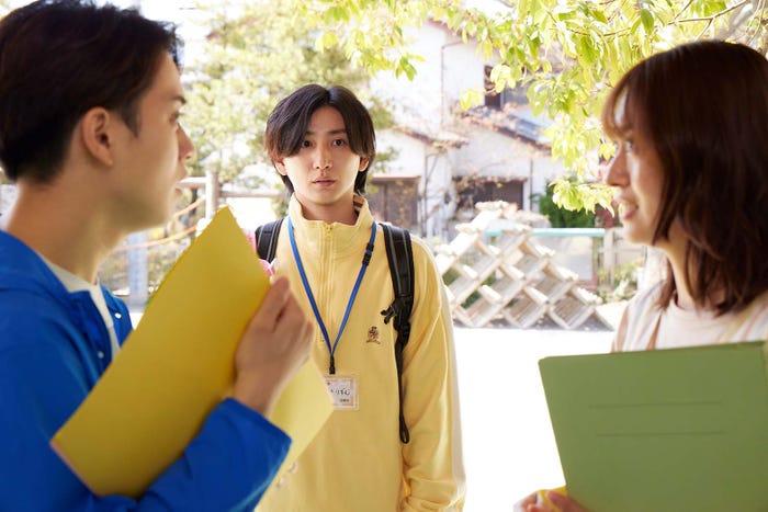 宮近海斗、京本大我、田辺桃子「お迎え渋谷くん」第6話より(C)カンテレ