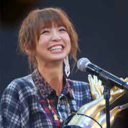 昨年9月に行われた「AKB48 24thシングル選抜 じゃんけん大会」にて、優勝を勝ち取った篠田麻里子