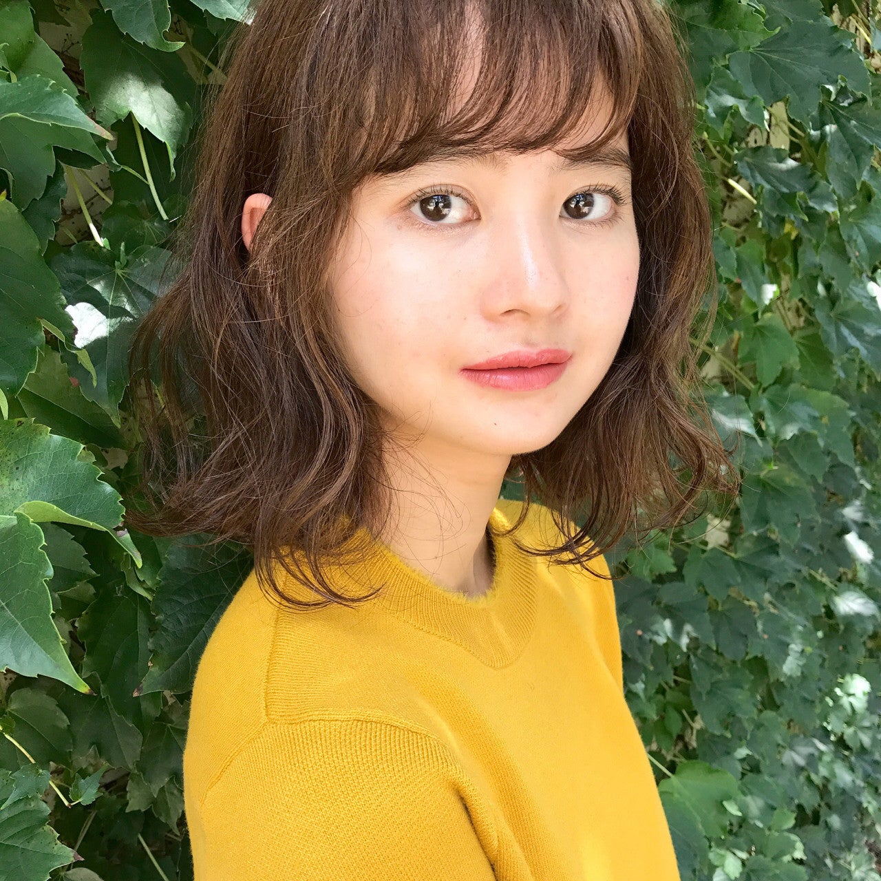 巻き髪で華やかアレンジボブスタイル やり方やおすすめアレンジを紹介 モデルプレス