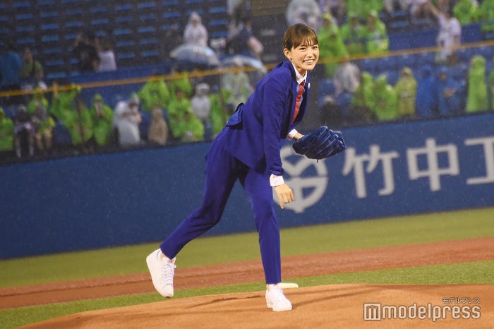 川口春奈(C)モデルプレス