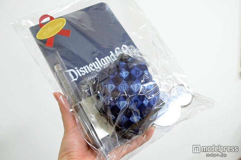 発表会で配られた60周年記念グッズ（非売品）ノート、ボールペン、キーホルダー、エコバッグ