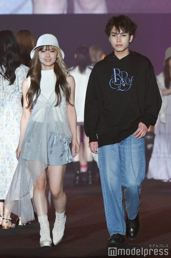 あみか、市原吾隆さん(C)モデルプレス