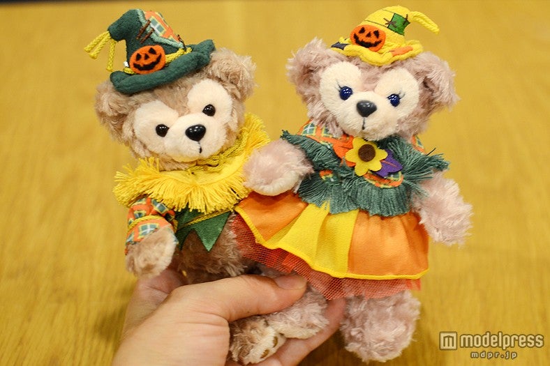 ダッフィーぬいぐるみバッジ各￥1800