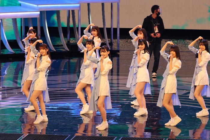 日向坂46(C)NHK