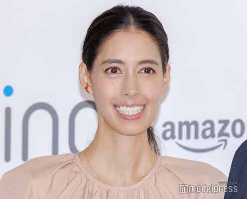 森泉、広々ダイニング公開 テーブルの上に巨大観葉植物が“占領”「圧巻」「オシャレ」の声