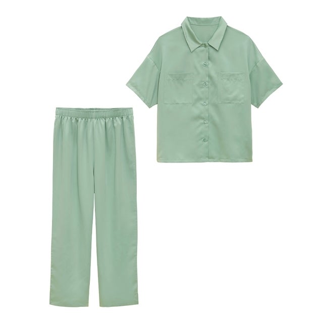 Gu 可愛くて高見え 人気パジャマシリーズから新作登場 モデルプレス