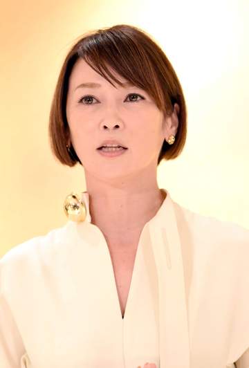 「すぐ引っ越したいと」辺見えみり 自宅マンションのゴミ捨て場で恐怖体験 女性住民がまさかの行動「なぜかこっちが気を使って逃げて」