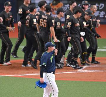 ヤクルト 痛恨逆転サヨナラ負け 阪神戦6連敗 九回清水2者連発許すも池山監督「責められない」