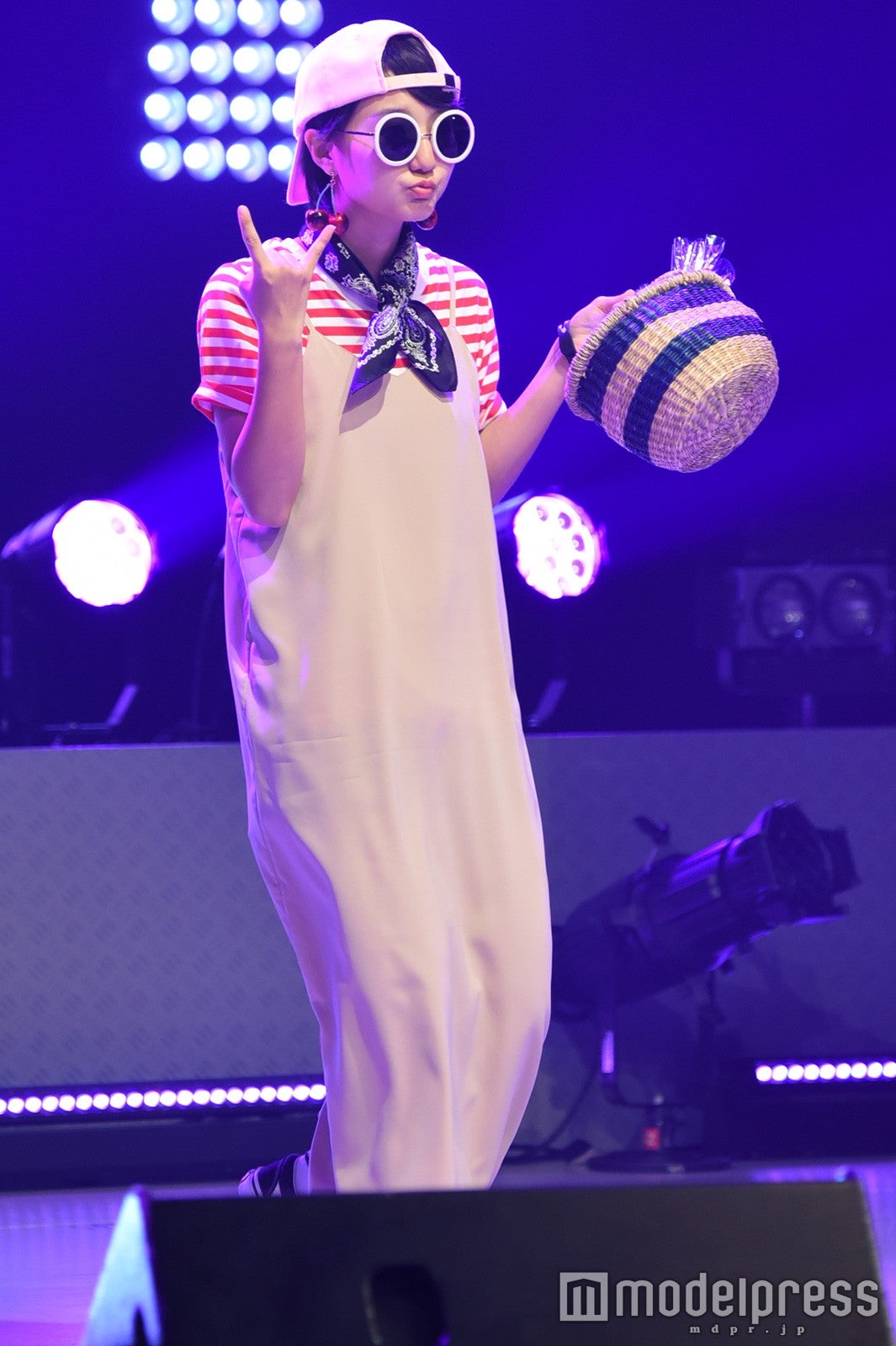 新井愛瞳（C）モデルプレス