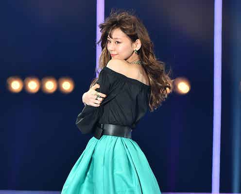 西内まりや、クール&キュートにファッションステージのトリ飾る<TGC2016 S/S>