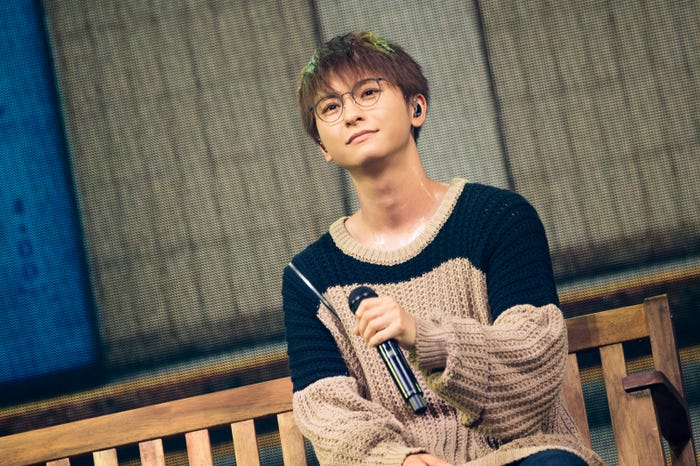 與真司郎(画像提供:avex)