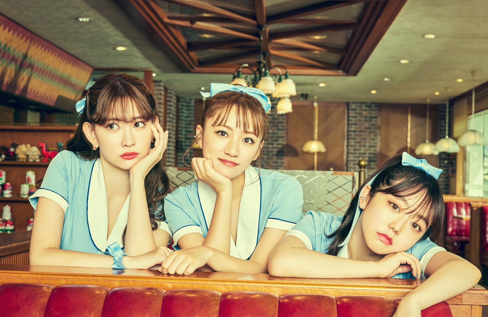 ノースリーブス（小嶋陽菜、高橋みなみ、峯岸みなみ）（提供写真）