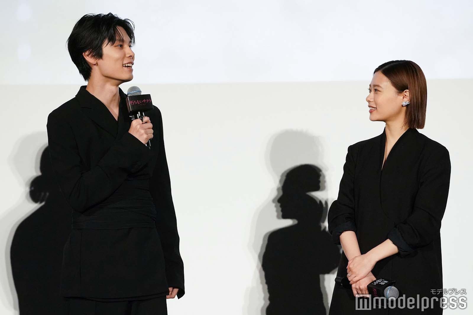 萩原利久、杉咲花（C）モデルプレス