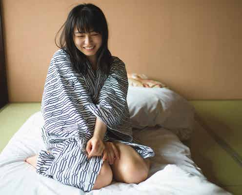 欅坂46長濱ねる、浴衣からはだける美脚にドキッ<1st写真集「ここから」先行カット>