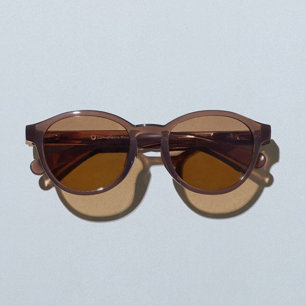 ファミリーマート コンビニエンスウェア コンビニサングラス ファミリーマートのコンビニエンスウェアのコンビニサングラス1