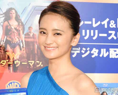 岡田結実、幼少期ショットに「小さい時から可愛い」「天使」と反響