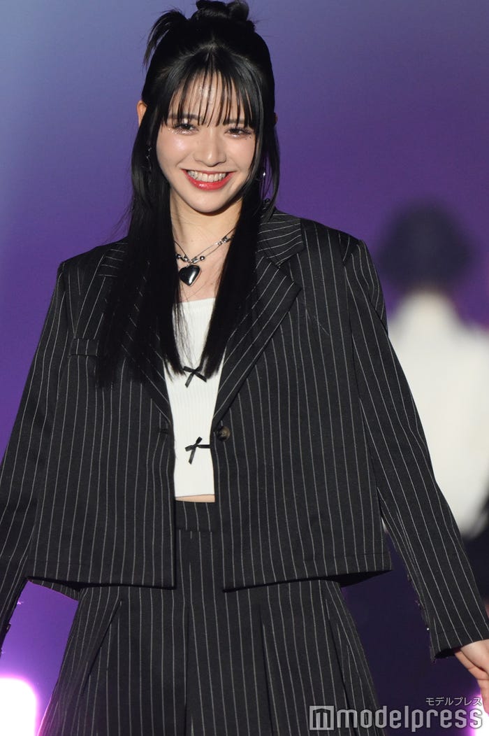 鎮西寿々歌(C)モデルプレス