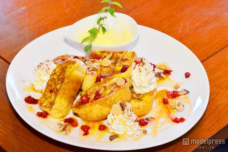 食べ応えばっちりの「特製フレンチトースト」￥600