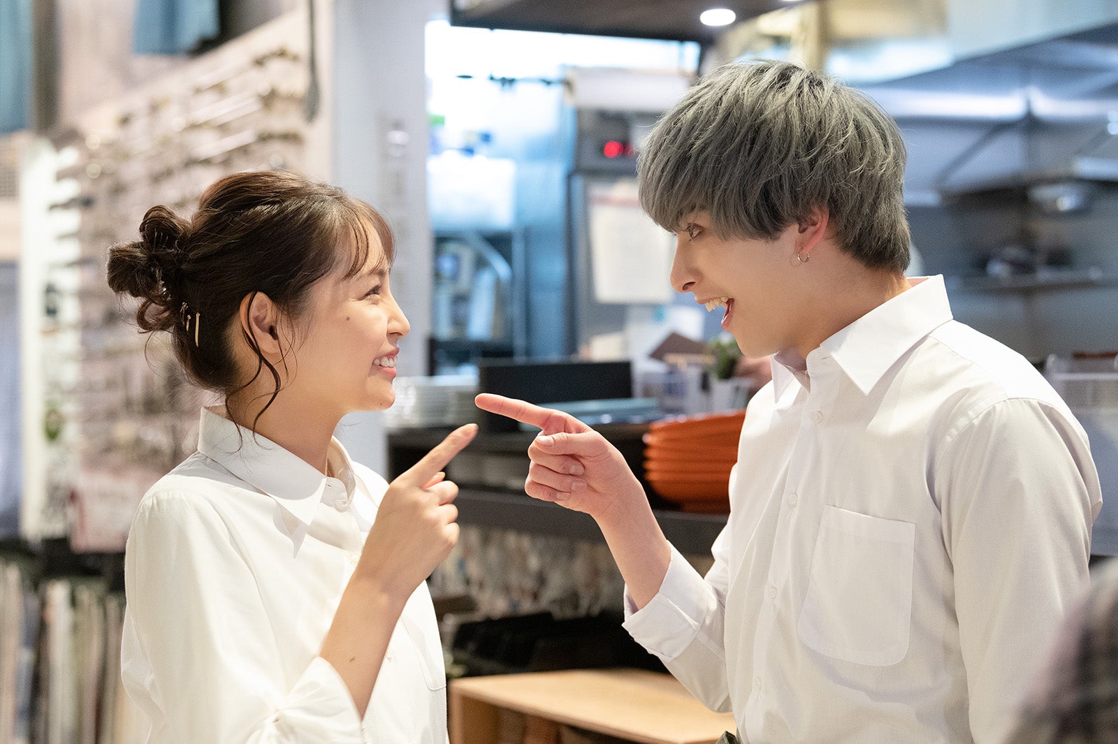 久保乃々花、新原泰佑「私が獣になった夜～好きになっちゃいけない～」第2話（C）AbemaTV, Inc.