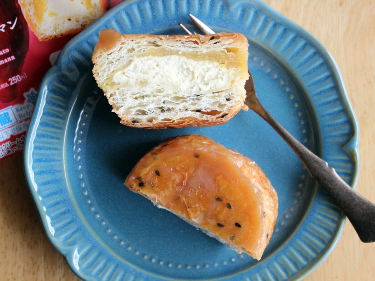 お芋あんとホイップがたっぷり入っていてうれしい