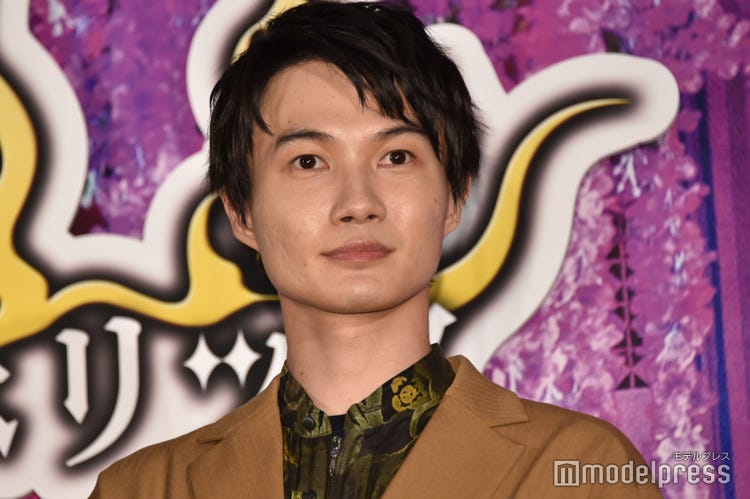 神木隆之介 バッサリ短髪にイメチェンで 爽やかすぎる と歓喜の声続々 ホリック Xxxholic モデルプレス 神木隆之介 バッサリ短髪にイメチェンで 爽やかすぎる と歓喜の声続々 ホリック Xxxholic モデルプレス