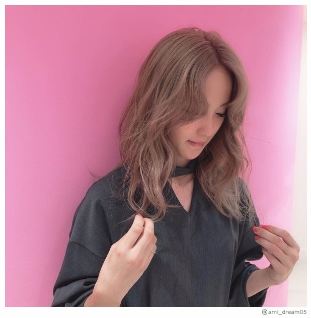 Dream Ami、“ほんのりピンク”ヘアにイメチェン「可愛い」「真似したい」と反響