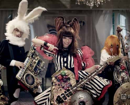 きゃりー、新曲MV解禁「初体験が満載」