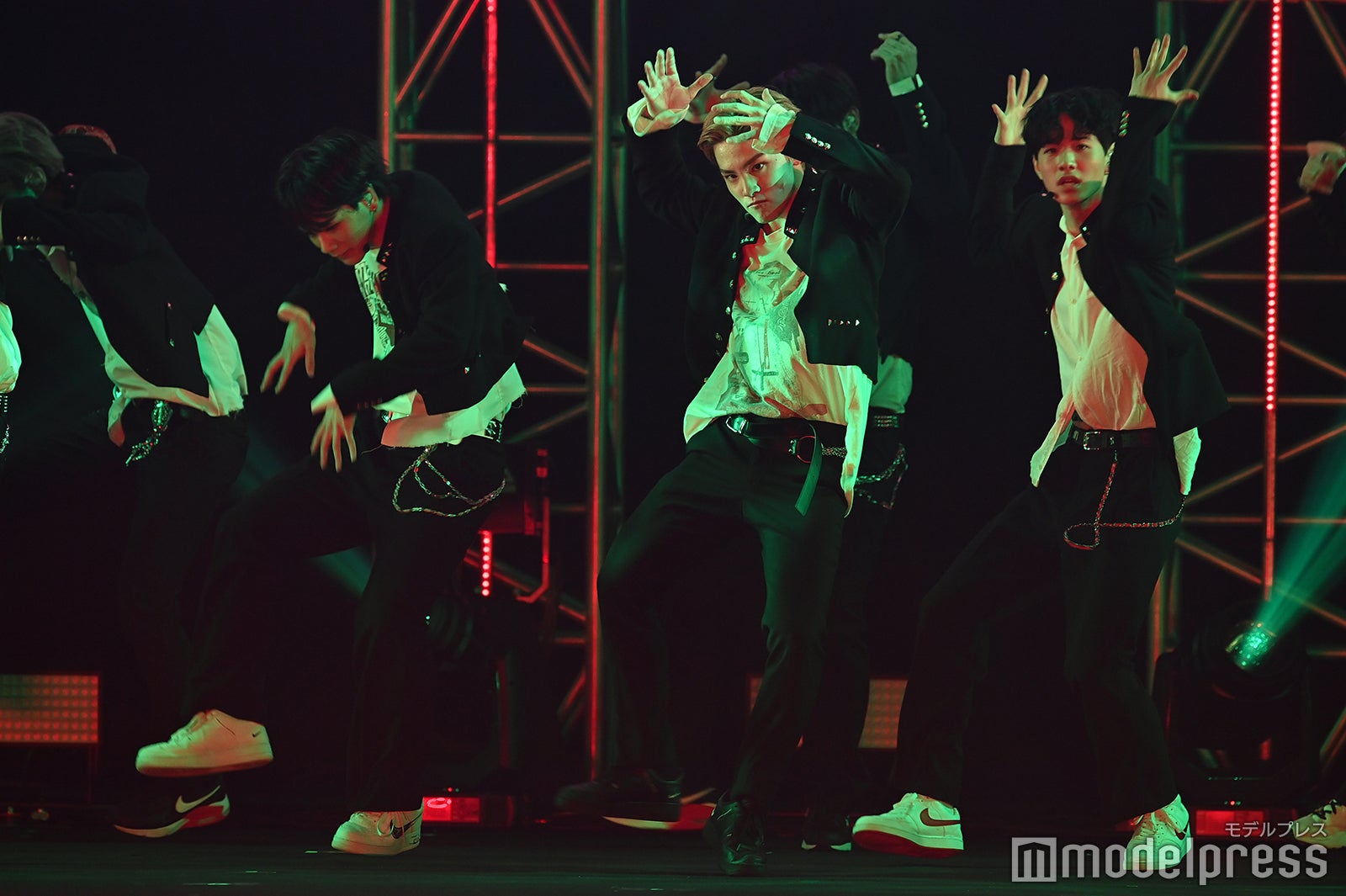 JO1（C）モデルプレス