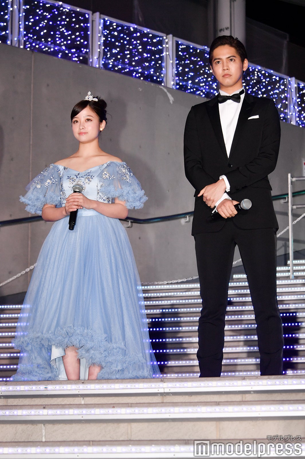 橋本環奈、片寄涼太 （C）モデルプレス