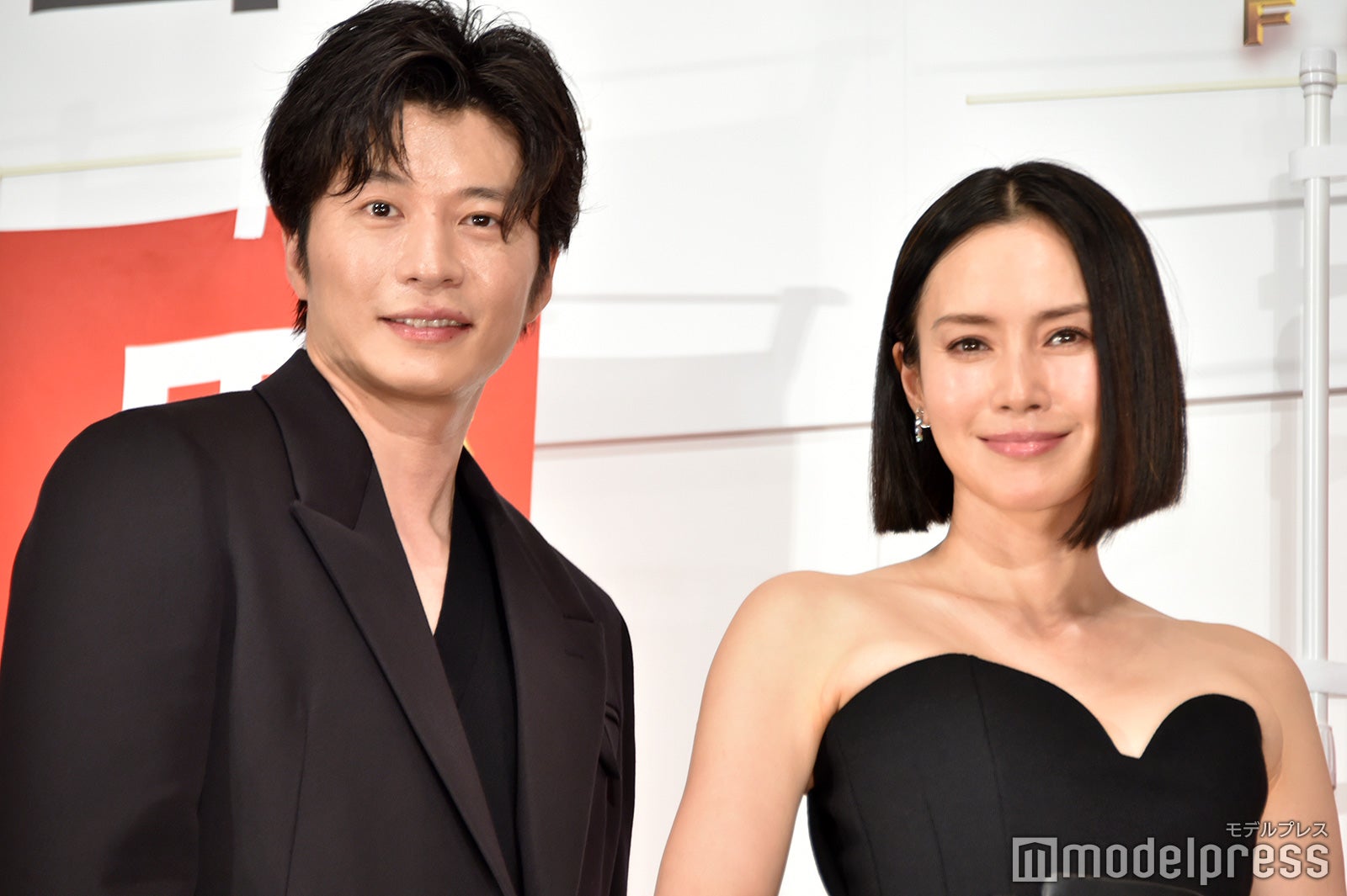 田中圭、中谷美紀 ムロツヨシ（C）モデルプレス