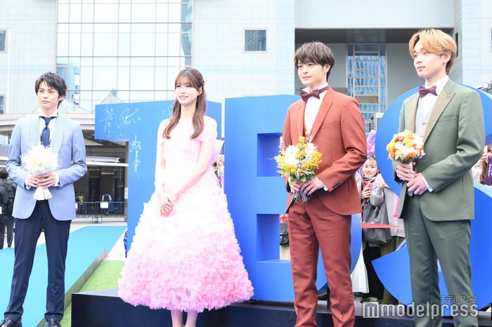 (左から)神尾楓珠、生見愛瑠、瀬戸康史、宮世琉弥(C)モデルプレス