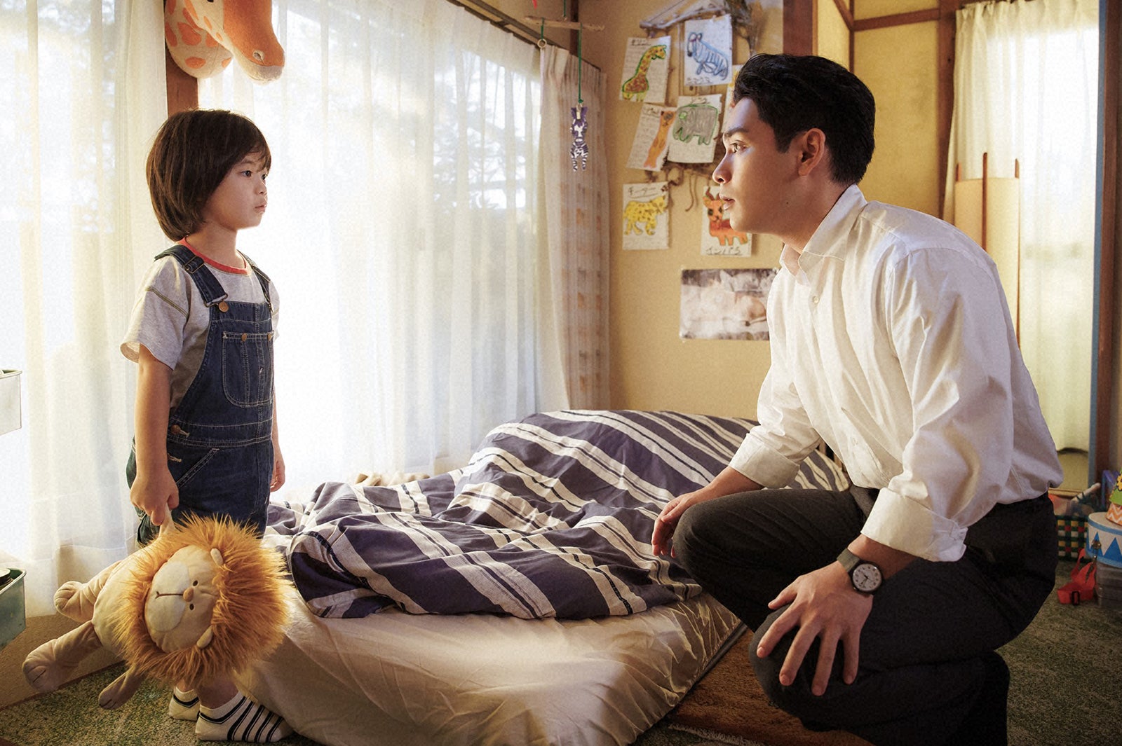 佐藤大空、柳楽優弥「ライオンの隠れ家」第1話（C）TBS