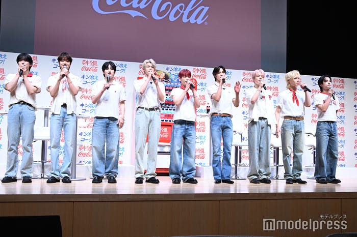 &TEAM/FUMA(フウマ)、EJ(ウィジュ)、YUMA(ユウマ)、JO(ジョウ)、HARUA(ハルア)、K(ケイ)、MAKI(マキ)、NICHOLAS(ニコラス)、TAKI(タキ)(C)モデルプレス