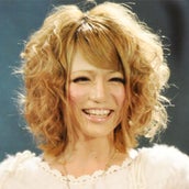 松岡里枝 豪華アーティストのpvでイケメンと初共演 モデルプレス