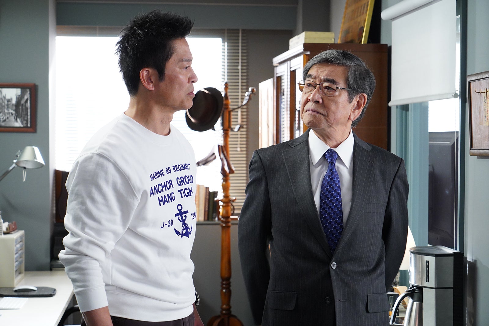 寺脇康文、片桐竜次「相棒season22」最終回SPより（C）テレビ朝日