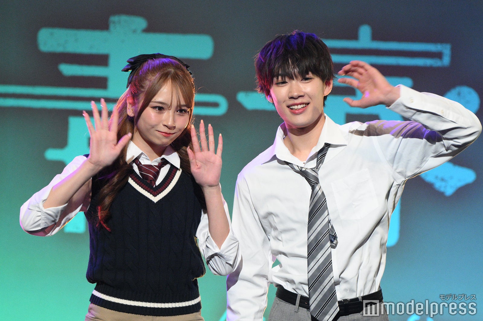 （C）モデルプレス