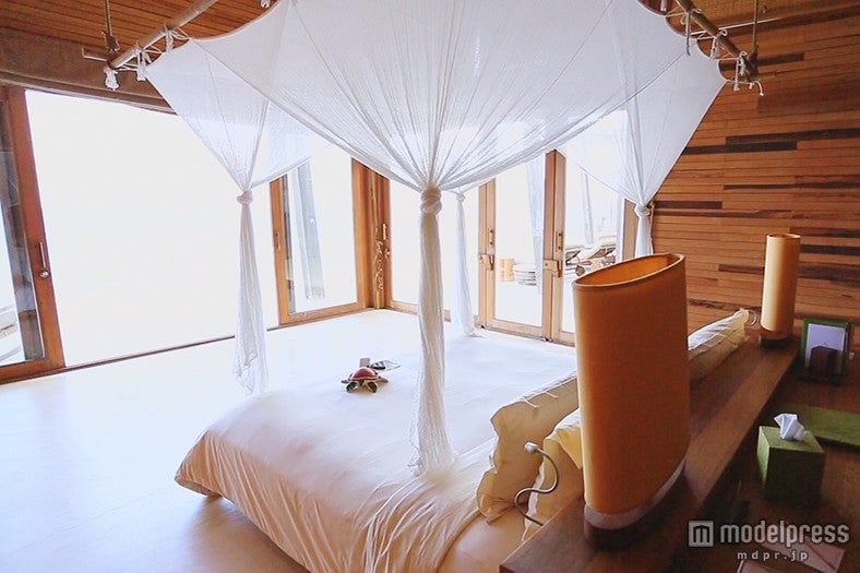 「オーシャンフロントベッドルーム プールヴィラ」