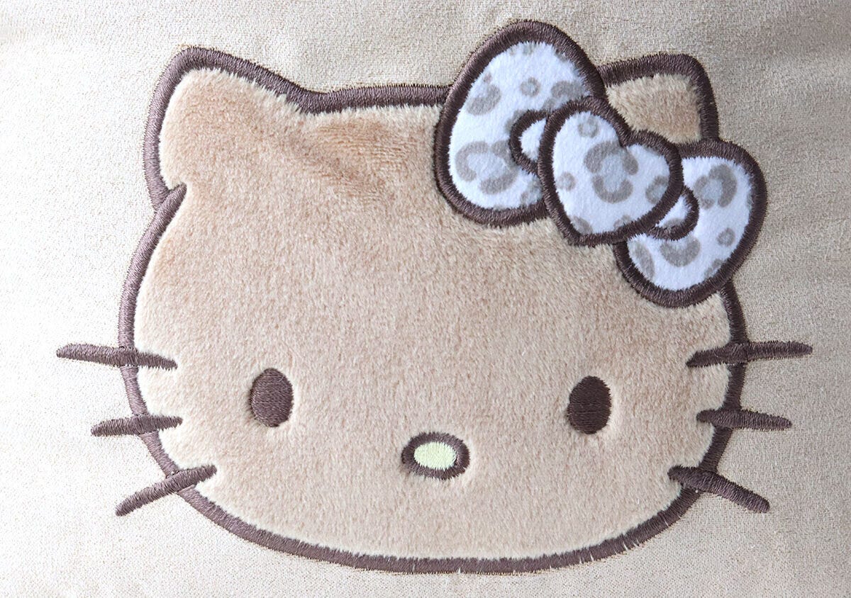 宝島社ムック付録のハローキティのフェイクムートンバッグcreamy