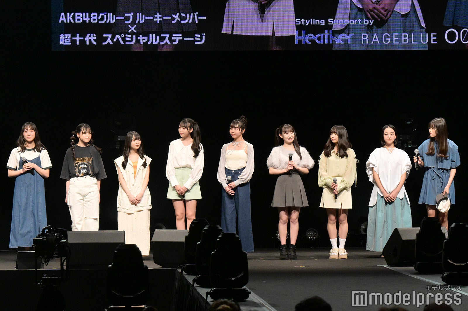 AKB48グループ（C）モデルプレス