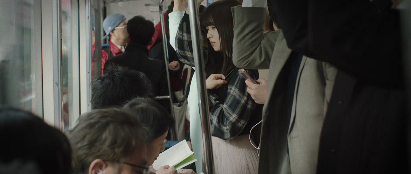 長濱ねる主演動画より （提供写真）