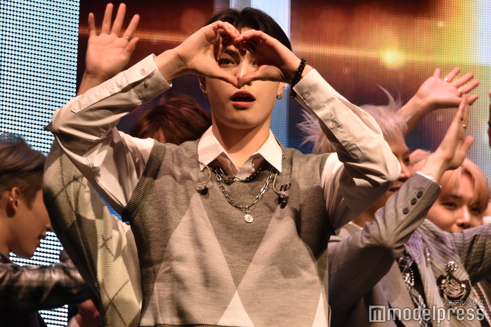 レンタ（C）モデルプレス