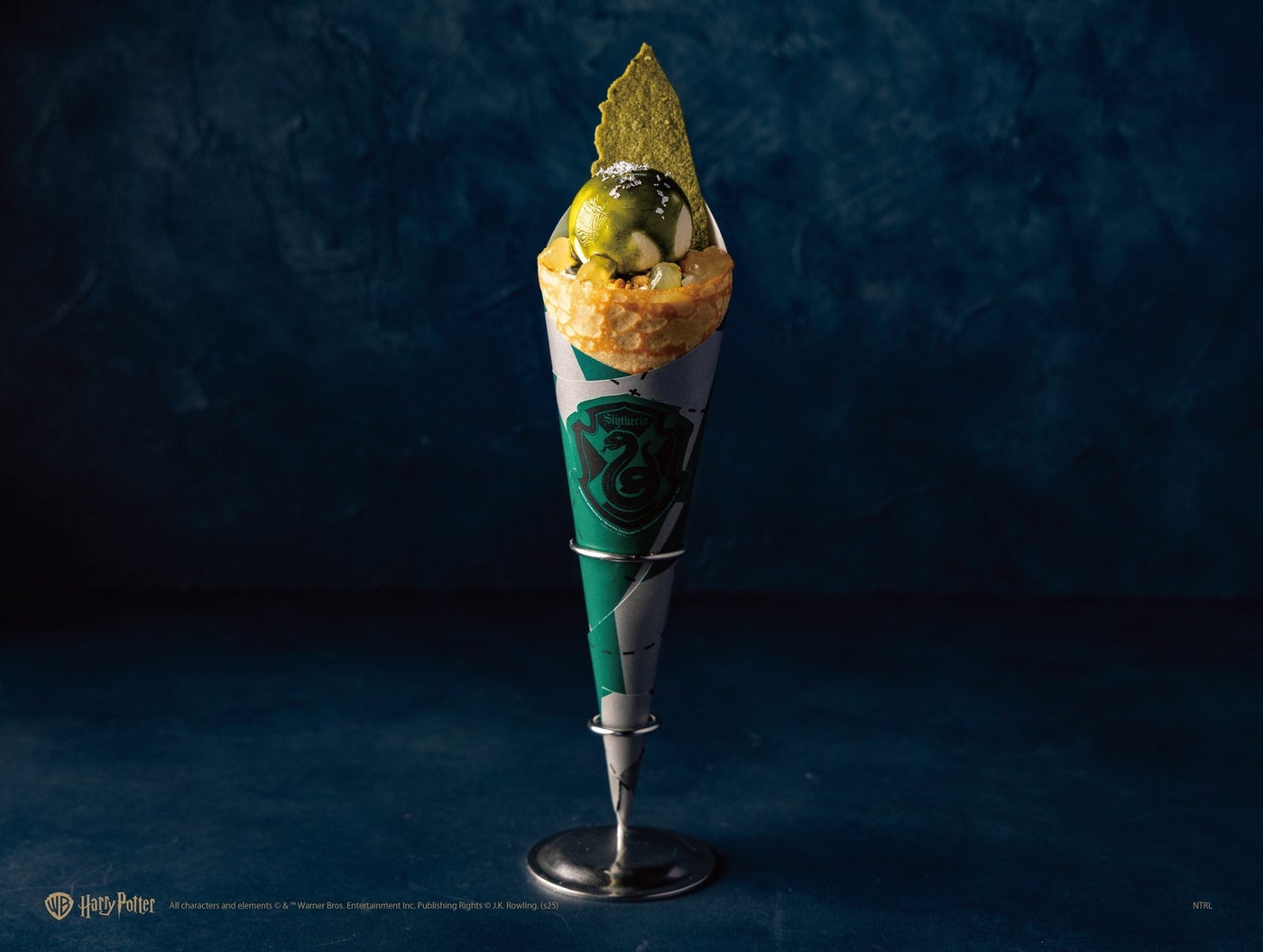 スリザリン クレープ／All characters and elements （C） TM Warner Bros. Entertainment Inc. Publishing Rights （C） J.K. Rowling. (s25)　NTRL