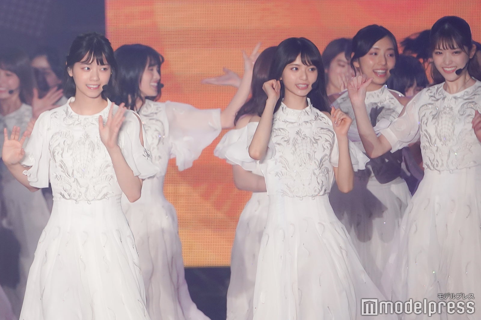 西野七瀬、齋藤飛鳥、松村沙友理 （C）モデルプレス